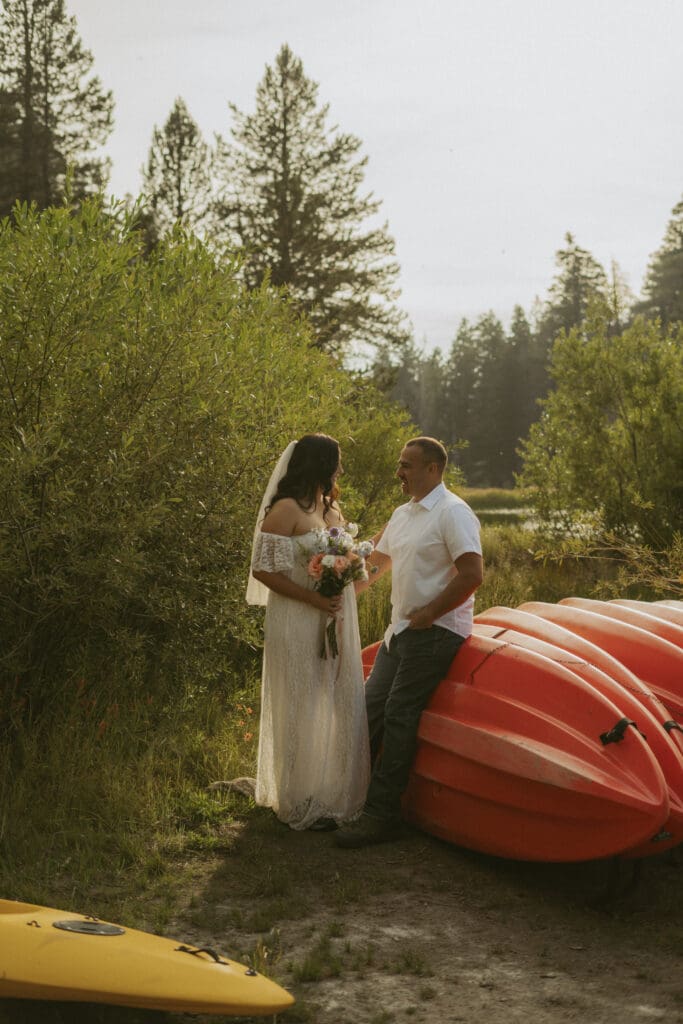 Couple eloping in Big Bear, Ca
